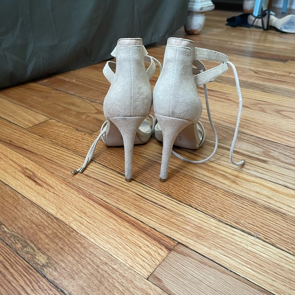 Gianni Bini Nude tie front high heels - Picture 3 of 7